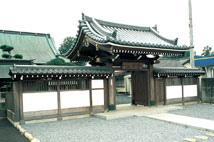 見性寺山門（栃木県河内郡）