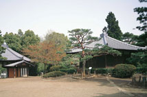 哲学堂各棟（東京都中野区）